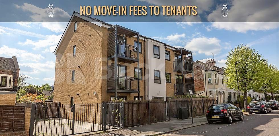 			2 Bedroom, 1 bath, 1 reception Flat			 Dunbar Road, Wood Green 